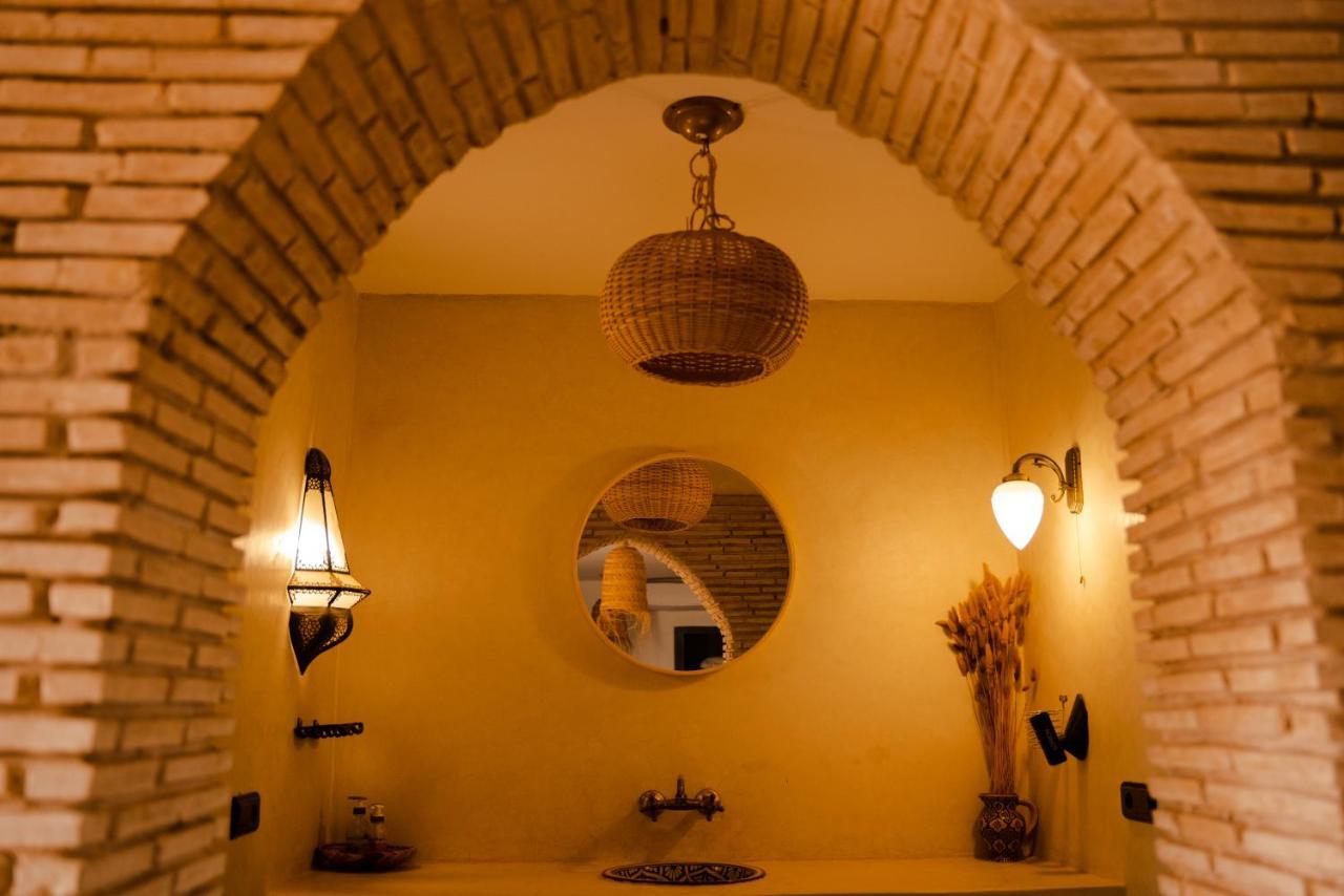 Riadsuerteloca Merzouga Hassilabied Luaran gambar The interior of the house